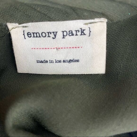 Emory Park Hunter Green Drape Front Cross Over Top - Picture 5 of 6